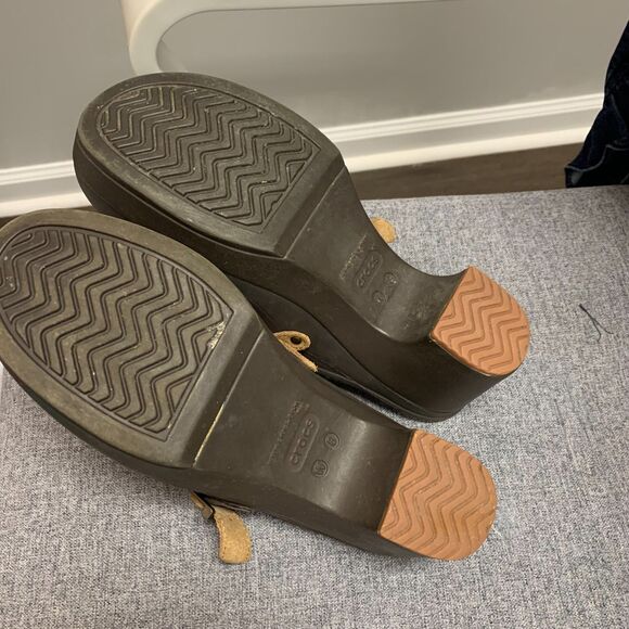 CROCS Women's Sarah Belted Clogs Brown Tan Suede Leather Strap Style 203631 Sz 8 - Picture 8 of 10